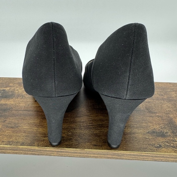 Abella True Comfort Black Pointed Toe Pumps – Size 11 - Picture 2 of 7